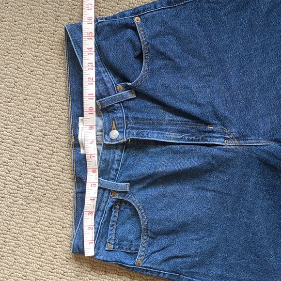 Levi's s31 High Waist Mom Jeans - Picture 2 of 7